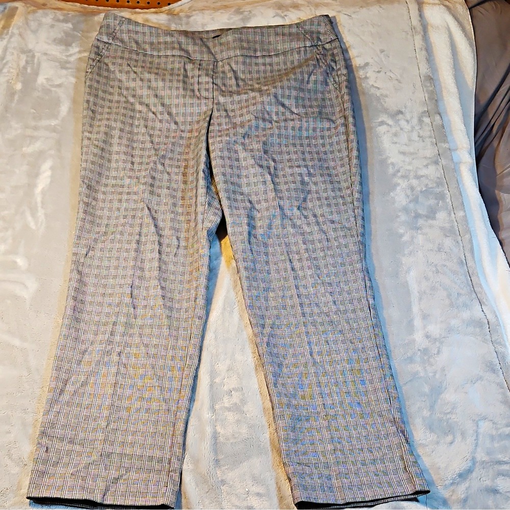 Hilary Radley Women's Plaid Pleated Dress Pants Straight Leg XL Gray/Black
